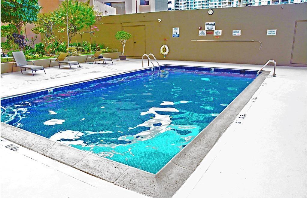 Gem Of Waikiki At Inn On The Park Honolulu Kültér fotó