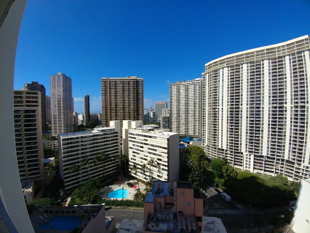 Gem Of Waikiki At Inn On The Park Honolulu Kültér fotó